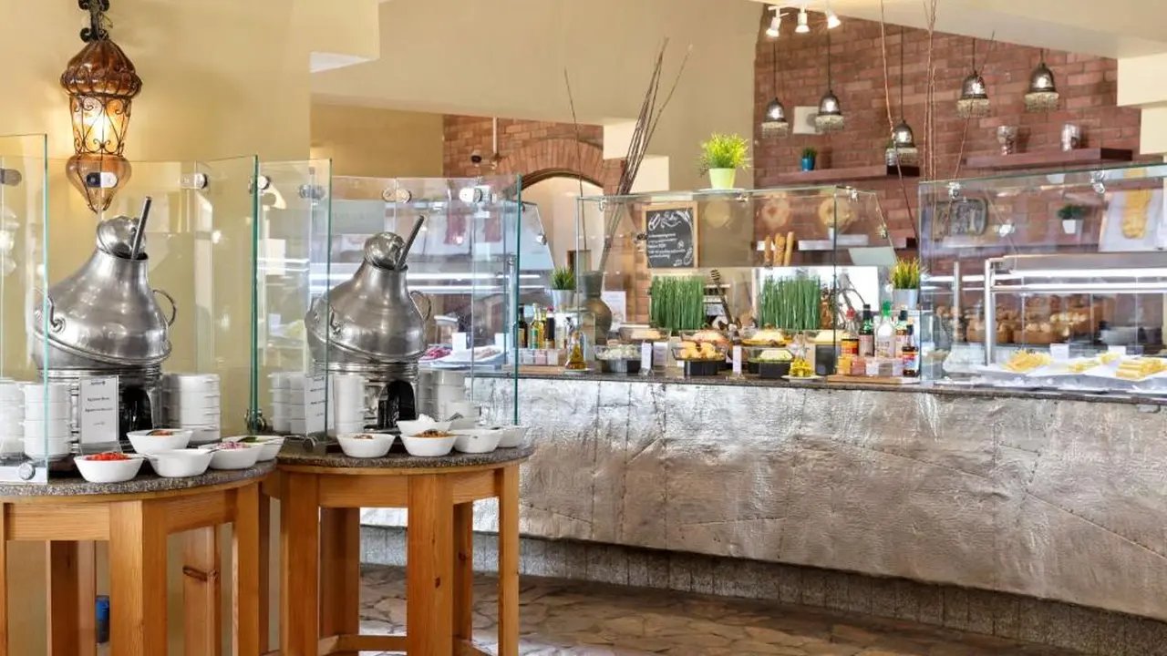 الفندق راديسون بلو - القصير